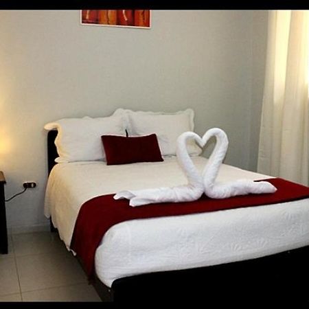 Hostal Universal Huaraz Exteriör bild
