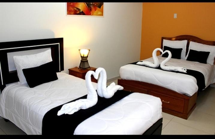 Hostal Universal Huaraz Exteriör bild